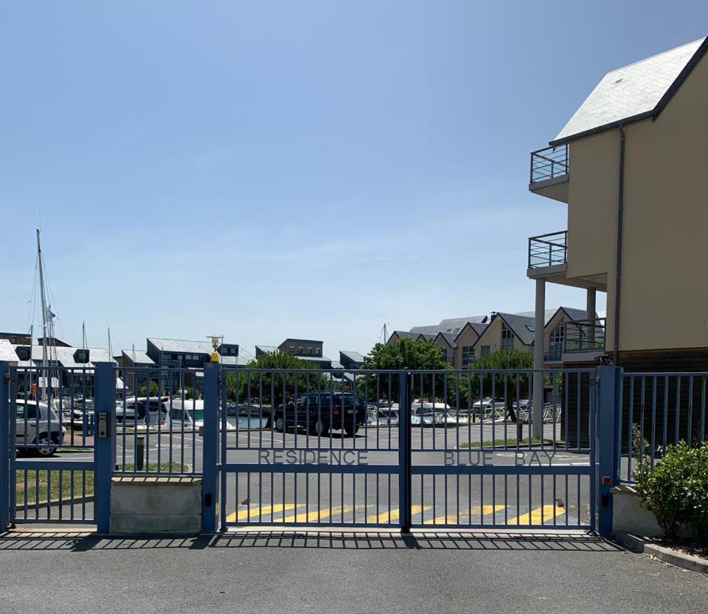 Blue Bay Studio Terrasse Deauville Exterior photo